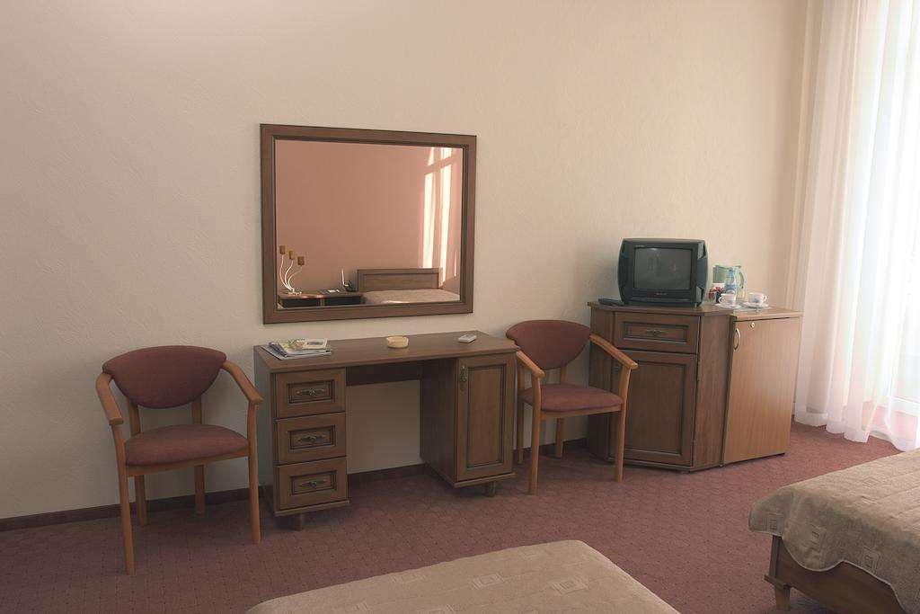 Astoria Hotel Dnipro Habitación foto